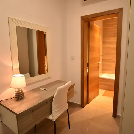 Seaview Home, Sliema By The Sea Exterior photo