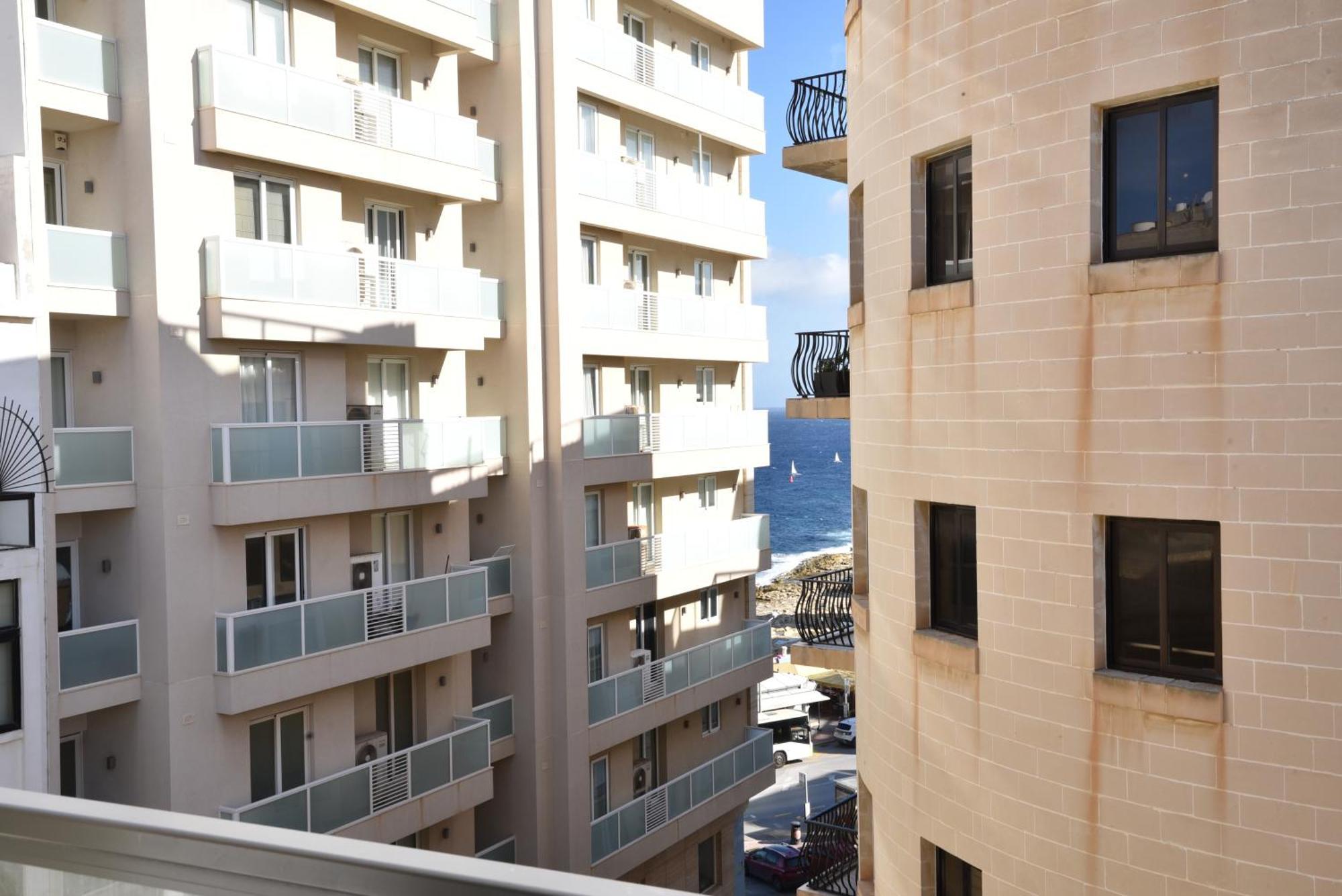 Seaview Home, By The Sea Sliema