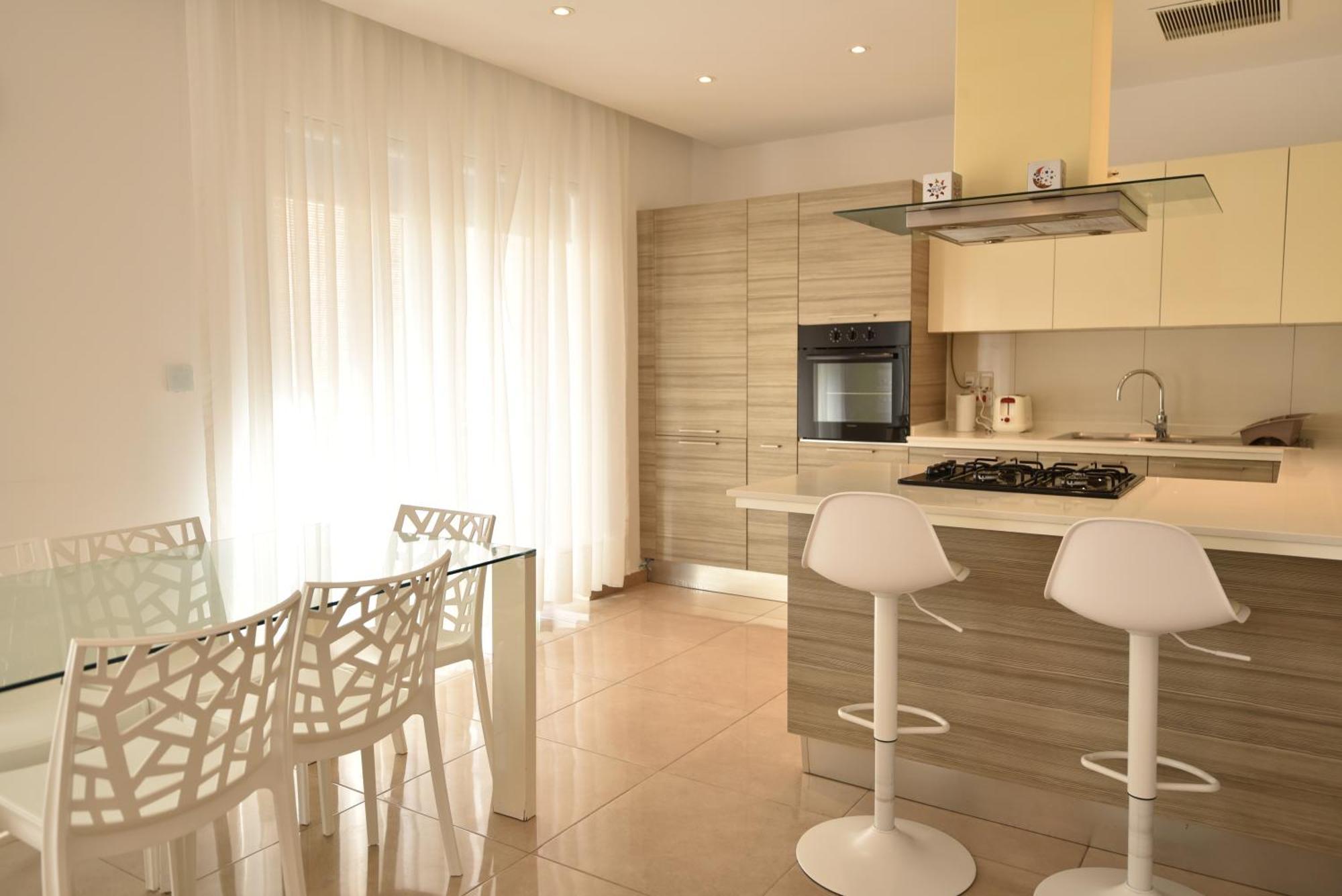 Seaview Home, By The Sea *