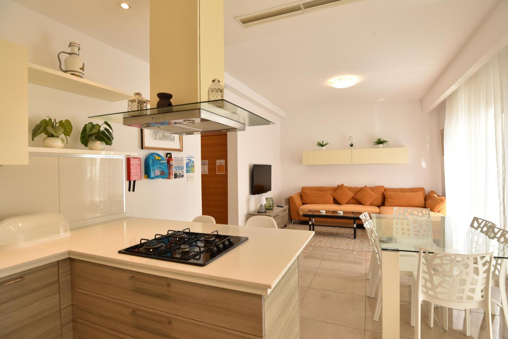 Seaview Home, By The Sea Sliema